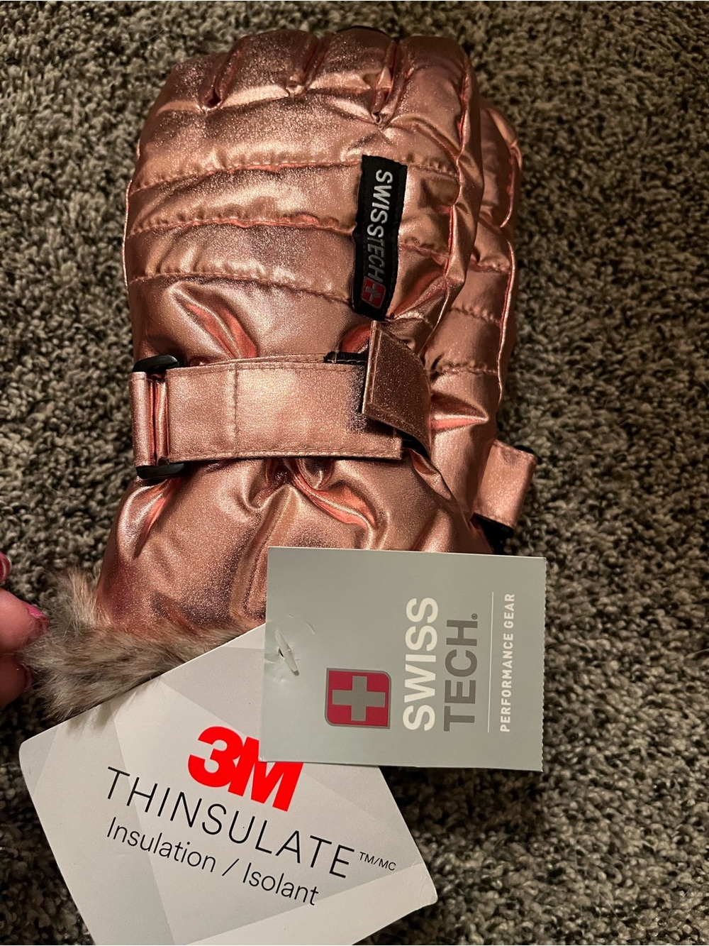 Swiss Tech ski gloves